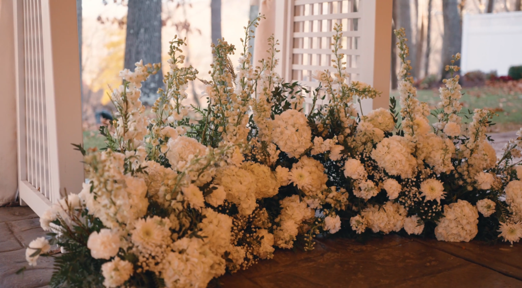 Humblebee Wedding Films The Riverview, white florals for wedding